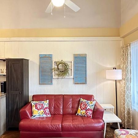 Haven At Hazel~Downtown Bungalow Demorest Exteriér fotografie