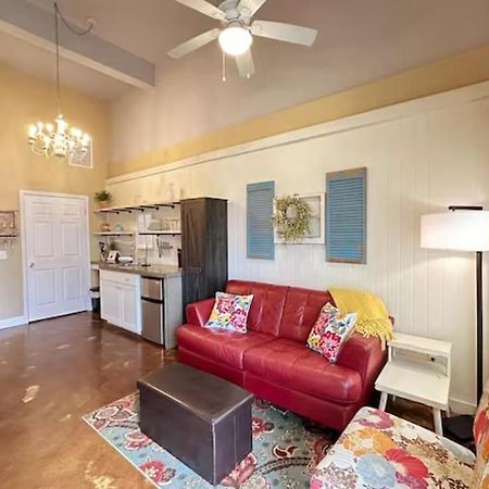 Haven At Hazel~Downtown Bungalow Demorest Exteriér fotografie