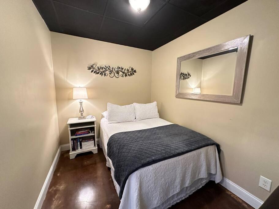 Haven At Hazel~Downtown Bungalow Demorest Exteriér fotografie