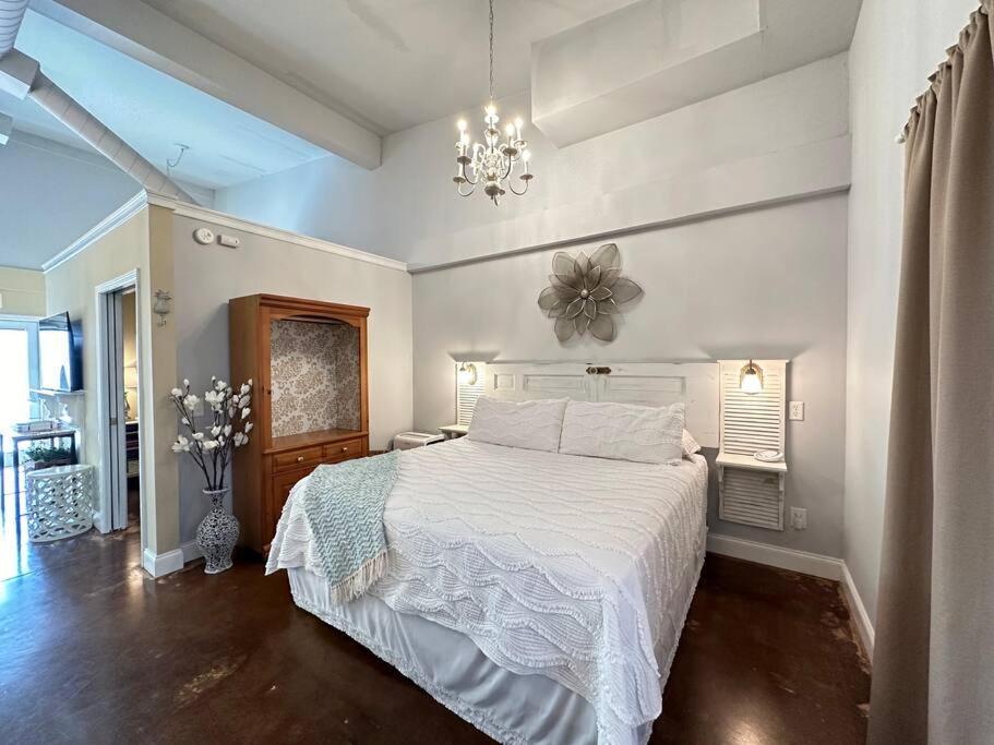 Haven At Hazel~Downtown Bungalow Demorest Exteriér fotografie