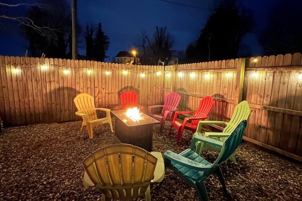 Haven At Hazel~Downtown Bungalow Demorest Exteriér fotografie
