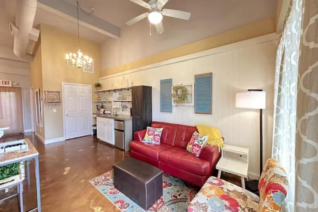 Haven At Hazel~Downtown Bungalow Demorest Exteriér fotografie